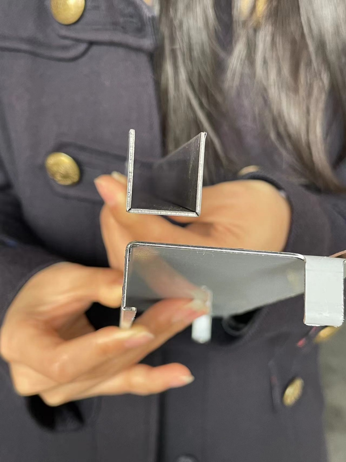 Stainless steel V- grooving Stainless steel Great Wall sheet -bending process