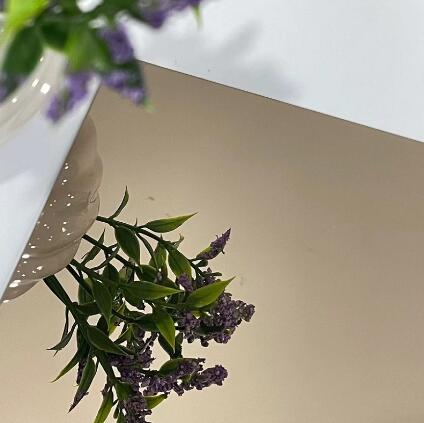 Mirror stainless steel sheet