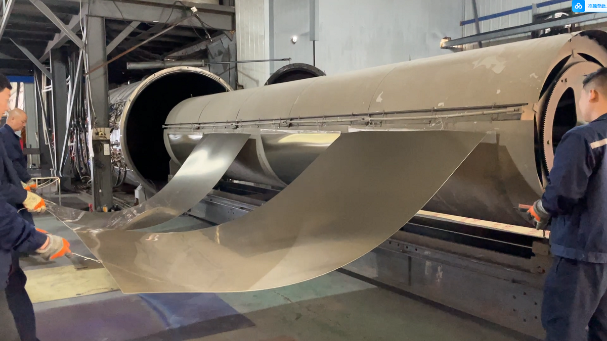 Comparison of pvd coating and color oil